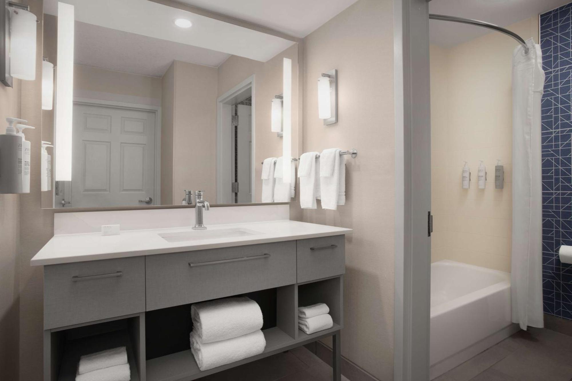 Homewood Suites By Hilton Alexandria Buitenkant foto